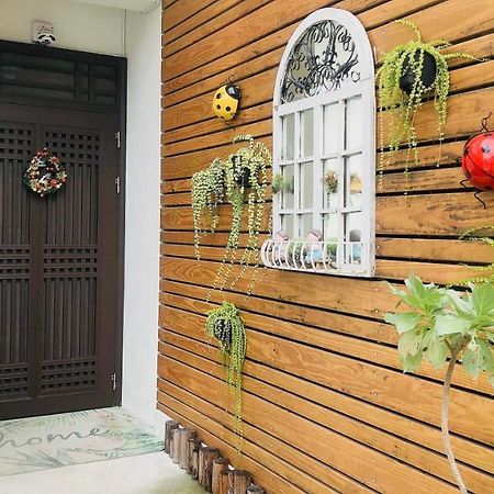 小院子4人至6人包棟民宿 T'ai-tung 外观 照片